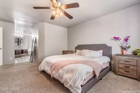 Bedroom - 9133 E Dawn Post Rd, Tucson, AZ 85749 photo 3 of 10