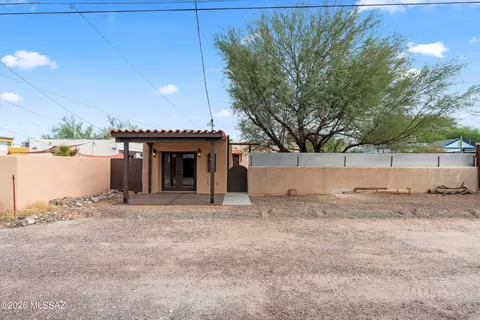 Exterior - 1320 E Hampton St, Tucson, AZ 85719 photo 6 of 7