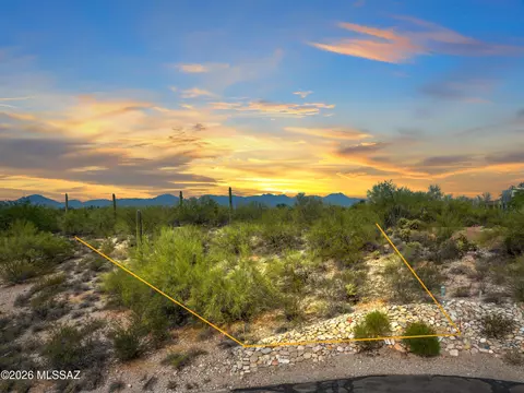 5109 N Corte De Catalonia, Tucson, AZ 85718