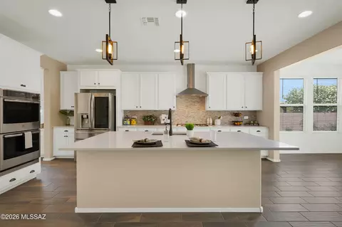3508 W Briar Rose Ln, Tucson, AZ 85742