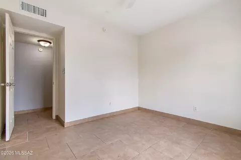 Bedroom - 7432 E Perth Pl, Tucson, AZ 85730 photo 4 of 6
