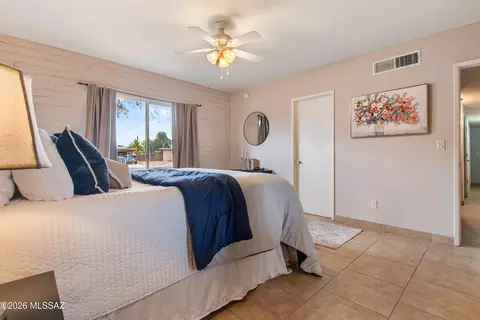Bedroom - 7432 E Perth Pl, Tucson, AZ 85730 photo 2 of 6