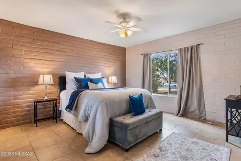 Bedroom - 7432 E Perth Pl, Tucson, AZ 85730 photo 1 of 6