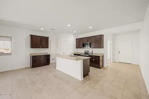 12679 N Wildrose Dr, Marana, AZ 85653