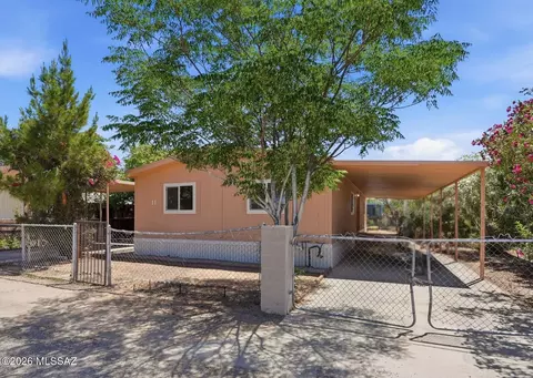3810 E Mibbie Ln, Tucson, AZ 85706