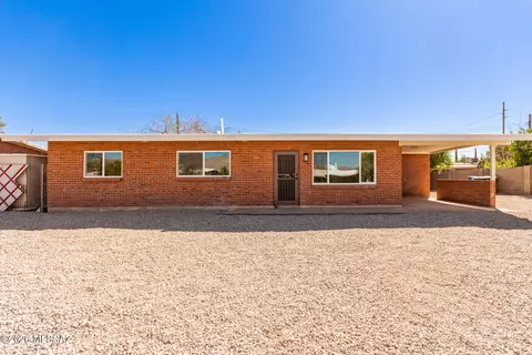 3512 E Gerald St, Tucson, AZ 85716