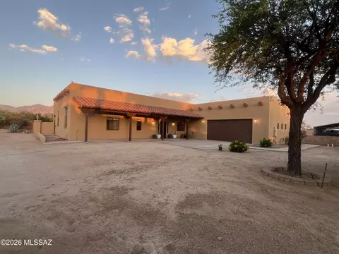 2825 W Lambert Ln, Tucson, AZ 85742