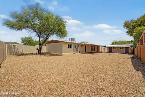 Exterior - 2625 W Oregon St, Tucson, AZ 85746 photo 2 of 3