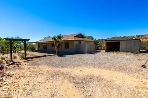 179 W Autumn Ln, Benson, AZ 85602