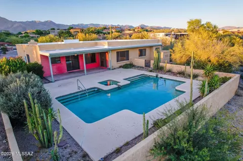 Exterior - 6090 E River Rd, Tucson, AZ 85750 photo 1 of 10