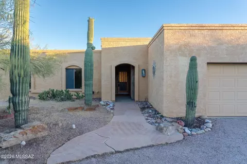 Exterior - 6090 E River Rd, Tucson, AZ 85750 photo 10 of 10