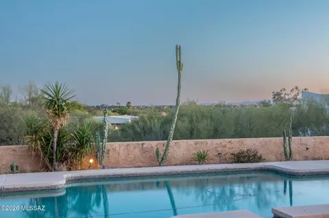 Exterior - 6090 E River Rd, Tucson, AZ 85750 photo 9 of 10