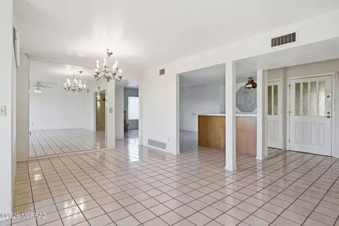 Dining - 6090 E River Rd, Tucson, AZ 85750 photo 1 of 3