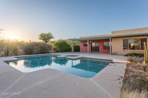 Exterior - 6090 E River Rd, Tucson, AZ 85750 photo 4 of 10