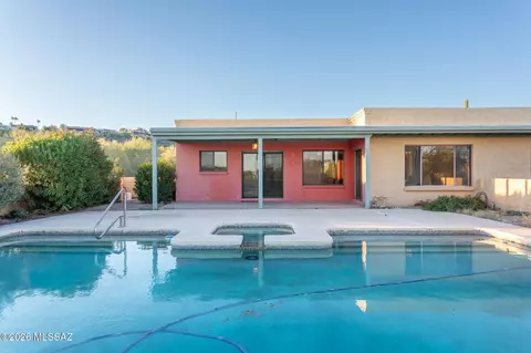 Exterior - 6090 E River Rd, Tucson, AZ 85750 photo 7 of 10