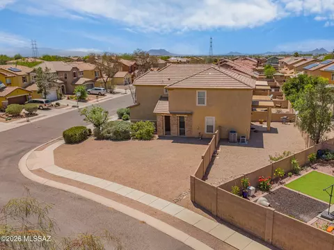 View/Area - 4853 E Orchard Grass Dr, Tucson, AZ 85756 photo 2 of 5