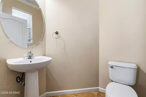 Bath - 4853 E Orchard Grass Dr, Tucson, AZ 85756 photo 1 of 3