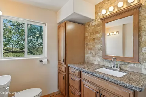 Bath - 27809 S Rain Valley Rd, Elgin, AZ 85611 photo 1 of 4