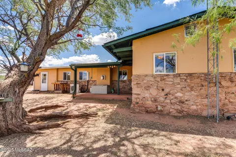Exterior - 27809 S Rain Valley Rd, Elgin, AZ 85611 photo 2 of 8