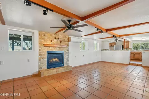 Living - 27809 S Rain Valley Rd, Elgin, AZ 85611 photo 1 of 3