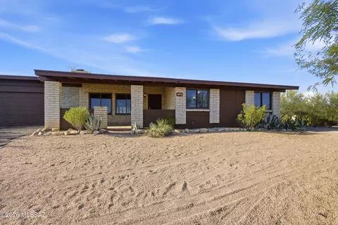 9141 E Indian Canyon Rd, Tucson, AZ 85749