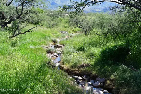 000 Bond Canyon Rd, Tubac, AZ 85646