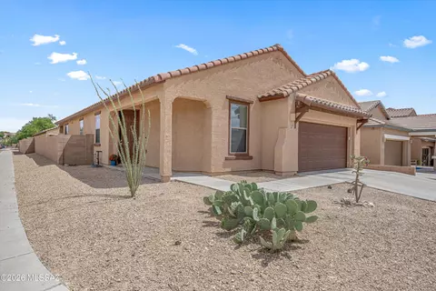 10440 S Painted Mare Dr, Vail, AZ 85641