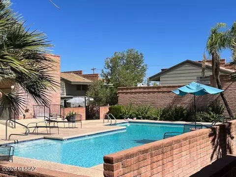 4315 E Presidio Rd, Tucson, AZ 85712