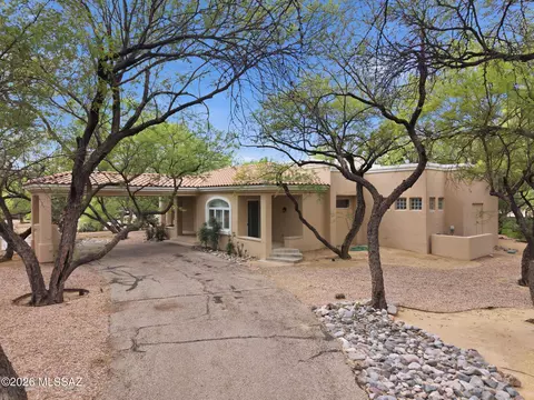 12501 E Gold Dust Dr, Tucson, AZ 85749