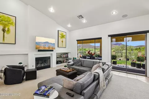 3477 W Tiny Bird Ct, Tucson, AZ 85745