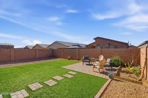 7168 W Vineridge Dr, Tucson, AZ 85757