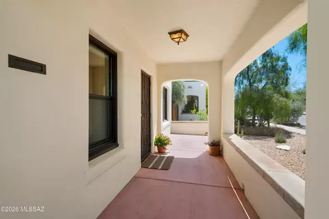 Exterior - 705 E Mabel St, Tucson, AZ 85719 photo 2 of 9