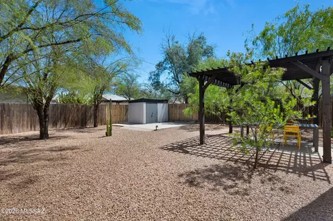 Exterior - 705 E Mabel St, Tucson, AZ 85719 photo 5 of 9