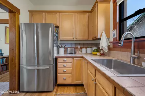 Kitchen - 705 E Mabel St, Tucson, AZ 85719 photo 2 of 2