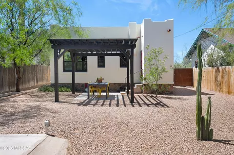 Exterior - 705 E Mabel St, Tucson, AZ 85719 photo 8 of 9