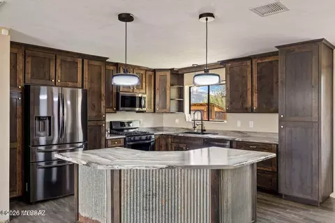 Kitchen - 189 W 3rd Ave, Eagar, AZ 85925 photo 1 of 3