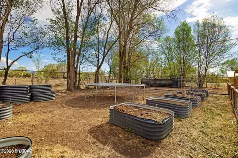 Exterior - 189 W 3rd Ave, Eagar, AZ 85925 photo 4 of 12
