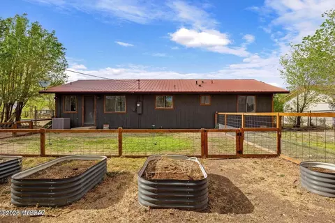 Exterior - 189 W 3rd Ave, Eagar, AZ 85925 photo 5 of 12