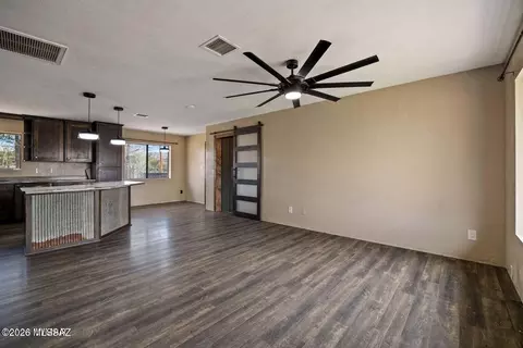 Living - 189 W 3rd Ave, Eagar, AZ 85925 photo 1 of 4