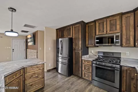 Kitchen - 189 W 3rd Ave, Eagar, AZ 85925 photo 3 of 3