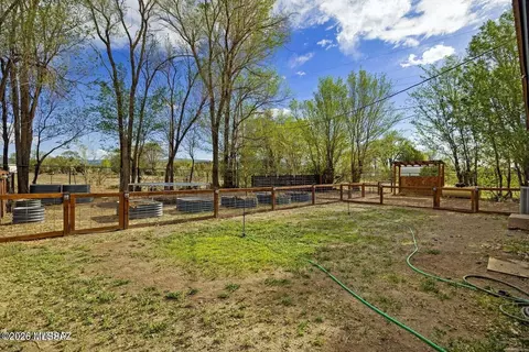 Exterior - 189 W 3rd Ave, Eagar, AZ 85925 photo 10 of 12