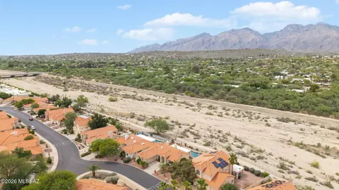 View/Area - 7369 E Riverbank Loop, Tucson, AZ 85715 photo 5 of 7