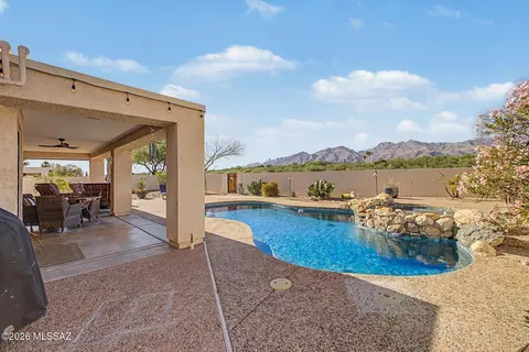 Exterior - 7369 E Riverbank Loop, Tucson, AZ 85715 photo 4 of 9