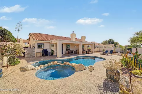 Exterior - 7369 E Riverbank Loop, Tucson, AZ 85715 photo 5 of 9