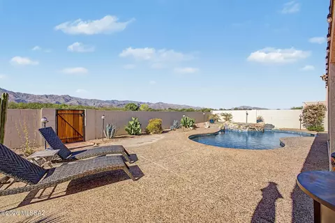 Exterior - 7369 E Riverbank Loop, Tucson, AZ 85715 photo 7 of 9