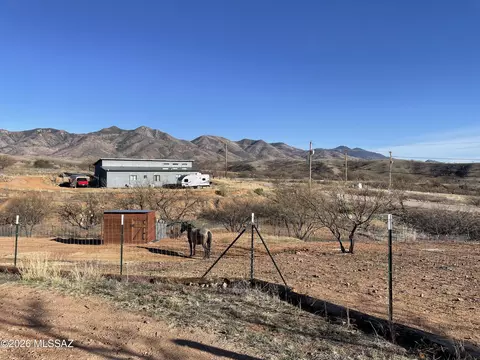 11 Azteca Ct, Nogales, AZ 85621