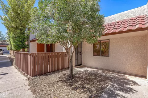 9420 E Speedway Blvd #24, Tucson, AZ 85710