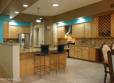 Kitchen - 9895 E Forest Grv, Tucson, AZ 85749 photo 1 of 5