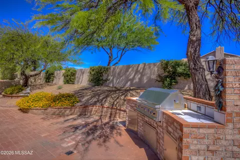 Exterior - 64640 E Drifter Dr, Tucson, AZ 85739 photo 2 of 4