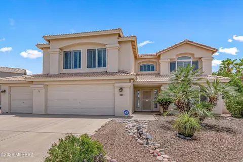 8135 N Pocono Way, Tucson, AZ 85743